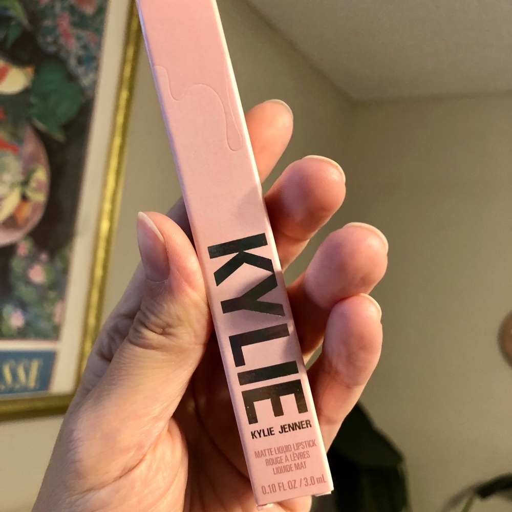 Kylie Cosmetics Matte Liquid Lipstick - shade “On Brand”